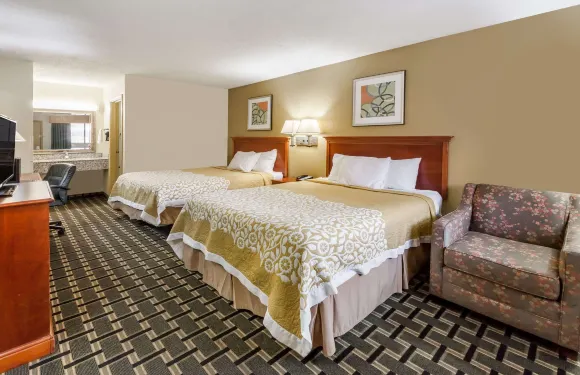 肯特-阿克倫温德姆戴斯酒店