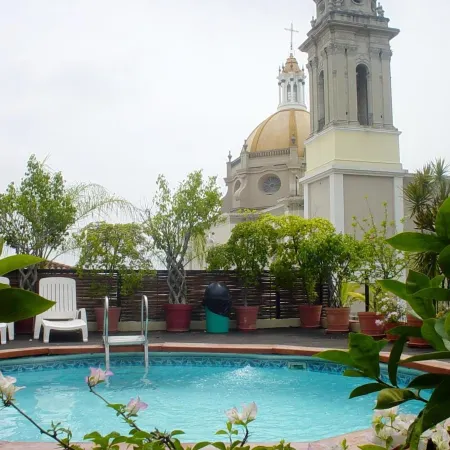 Hotel Concierge Plaza Colima