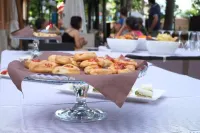 Hotel FRA I Pini - breakfast