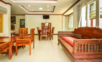 Kamalar Palace Longstay House