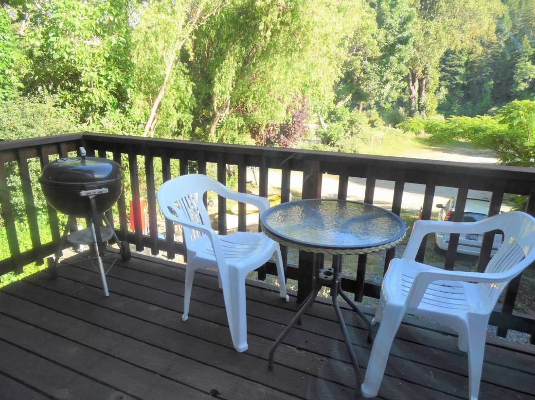 Riverlane Resort-Guerneville Updated 2022 Room Price-Reviews & Deals | Trip. com
