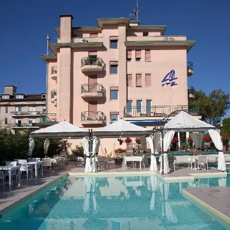 Ute Hotel