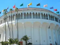 Aurora Hotel