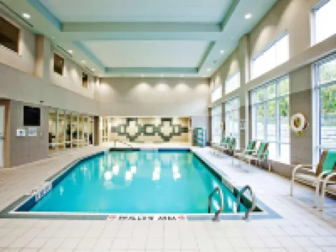 Hampton Inn & Suites by Hilton Barrie Hotels in Barrie