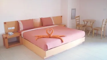 รูปภาพของทุ่งเสาแมนชั่น