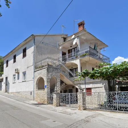 Apartments Ana 1684