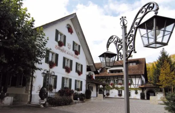 三顆星浪漫酒店