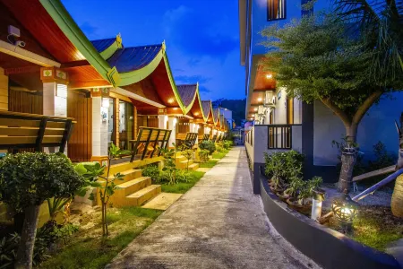 Coco Bella Hotel Отели рядом с достопримечательностью «Пхи-Пхи-Дон»