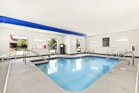 Cobblestone Hotel & Suites - Superior Duluth - Uima-altaat
