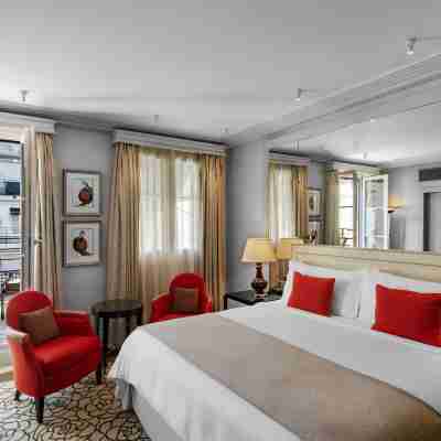 Prince de Galles, a Luxury Collection Hotel, Paris Rooms