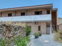 IzzHome Escape 2