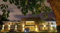 Pirayu Hotel & Resort Hotels near La Aripuca