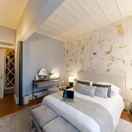 Castellano Hotel & Suites