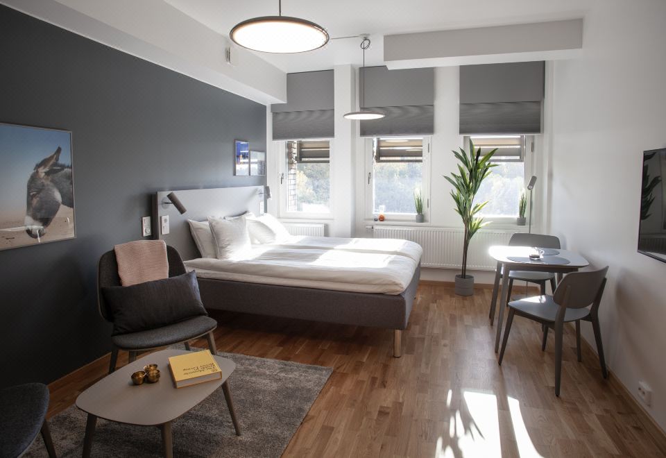 First Hotel the Studio 위치