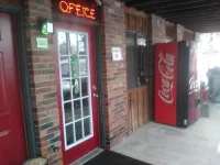 Razorback Lodge
