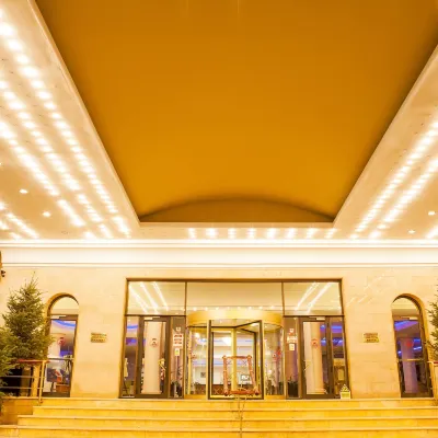 Phoenicia Grand Hotel Hotels near Victoriei Street