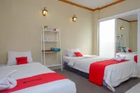 RedDoorz Syariah Near Terminal Mendolo Wonosobo 2 Hotel di Kertek