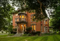 Rosemont Inn Bed & Breakfast Hôtels à : Utica