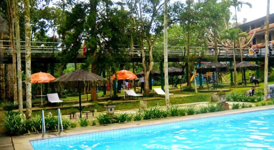 Augusta Sukabumi Hotel Over view