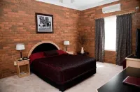 Charles Sturt Motor Inn Hotels in Tocumwal