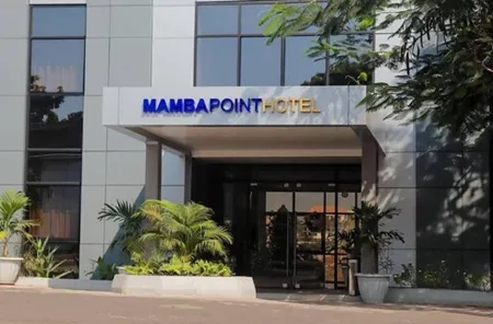 Mamba Point Hotel Отели рядом с достопримечательностью «Ламли-Бич-роуд»