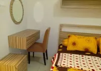 Premium Studio Room by Mareslim at Margonda Residence 5 Các khách sạn ở Pancoran Mas