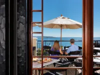 Oak Bay Beach Hotel - Romanttinen