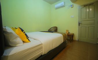 Spot on 2305 Andys Nur Penginapan