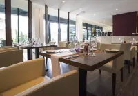Fiesta Residences - breakfast