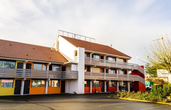 初心酒店 - 永河畔拉羅什巴拉丁斯