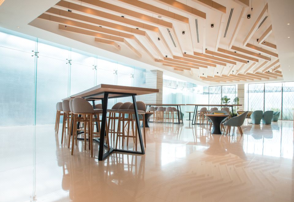 Holiday Inn Express Manila Newport World Resorts