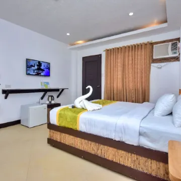 Bamboo Beach Resort & Restaurant