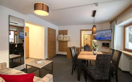 Gurglhof Apartmenthaus - Apartment
