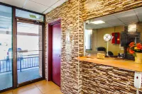 Rodeway Inn Meadowlands Hotels in Secaucus