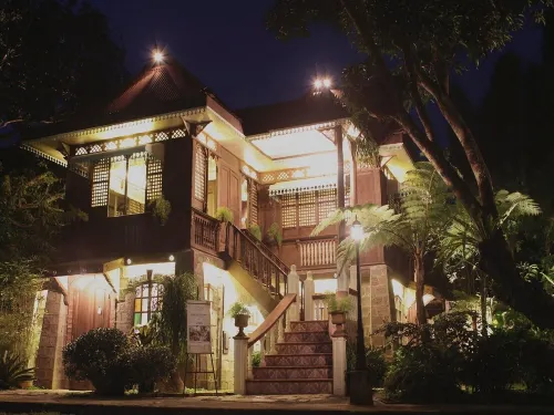 Sulyap Bed & Breakfast – Casa de Obando Boutique Hotel - مسبح