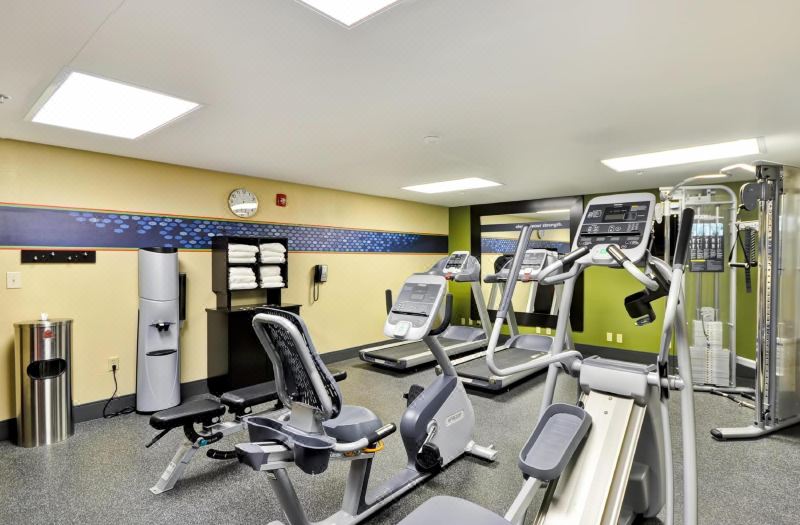 Hampton Inn Detroit/Northville (Farmington Hills Area) photo 4