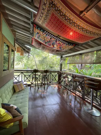 Huentai Resort Отели рядом с достопримечательностью «Wat Phra That Doi Kong Mu»