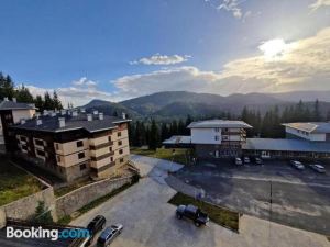 Stunning Mtn View 1-Bed Ski Apt in Pamporovo