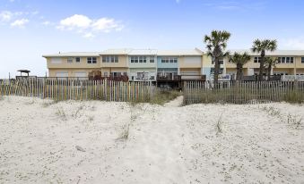 Seaside Pointe by Book That Condo