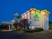 Holiday Inn Express Philadelphia NE - Langhorne Hôtels à : Newtown