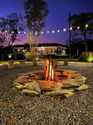 The Wild Khao Yai Hotels in der Nähe von Wat Hua Pang