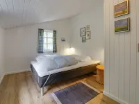 "Tirsa" - 3.9km from the Sea