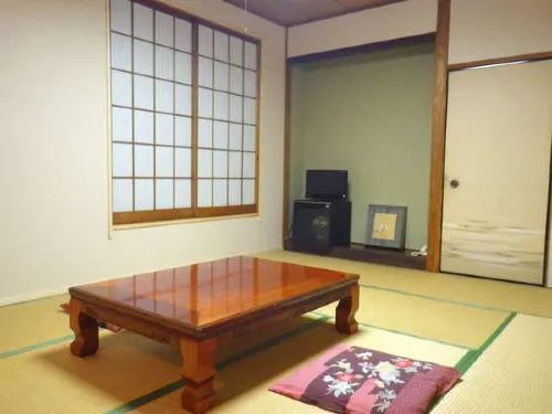 Nomuraya Ryokan - 2-Star