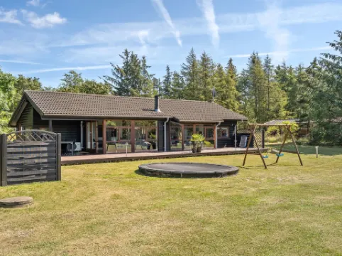 "Sirpa" - 1km from the Sea