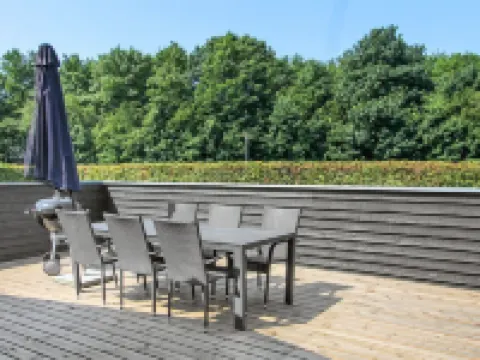 "Jani" - 25km from the Sea