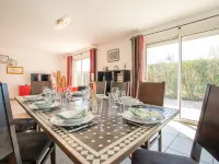 Les Villas de l'Etang Hotels in 
