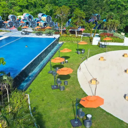 Cocoons Club Laiya
