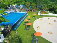 Cocoons Club Laiya - Beach