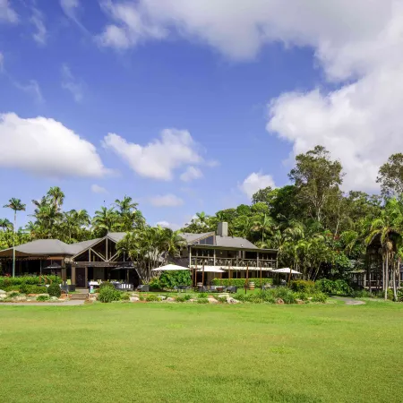 BreakFree Aanuka Beach Resort