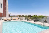 DoubleTree by Hilton Tucson Downtown Convention Center - Pools